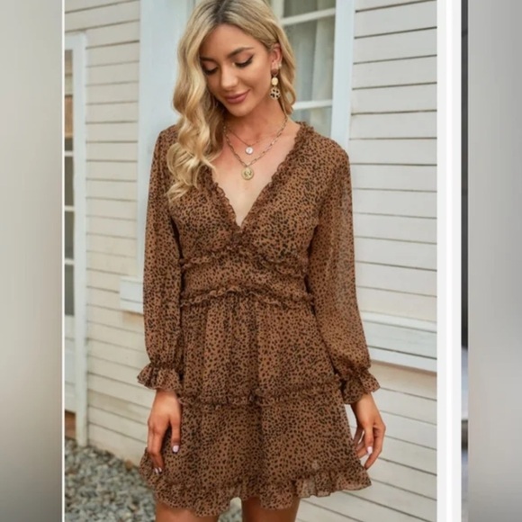 EUC Leopard Print Frill Trim Plunge Open Back Flounce Sleeve Dress Size XS - Picture 3 of 14